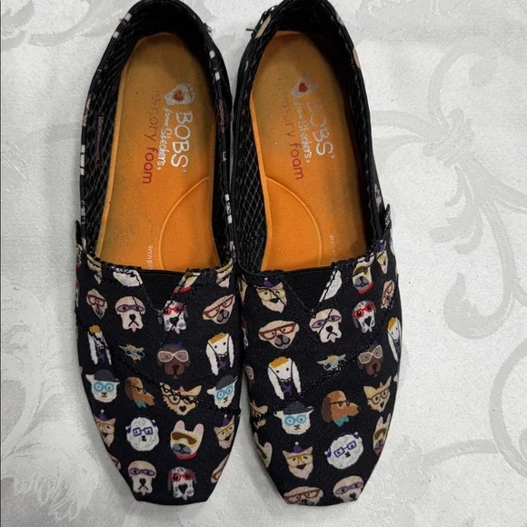 Bobs “made for dogs” by Skechers black casual slip on canvas shoes. Size 8 - Picture 3 of 9